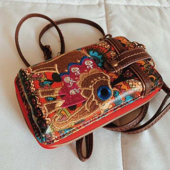 🌸🌸🌸EMBROIDERED WALLET PURSE🌸🌸🌸 - Picture 5 of 5